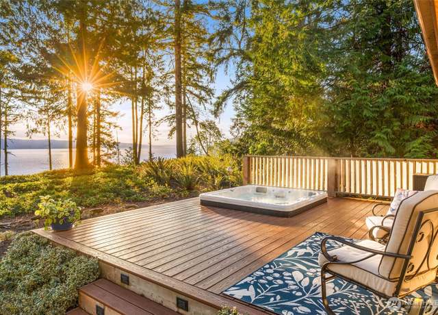 Property at 2527 Bretland Rd, Camano Island, WA 98282, 3 beds, 2.5 baths