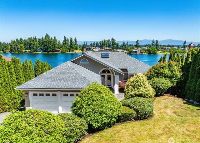 Property at 2815 211th Ave E, Lake Tapps, WA 98391, 4 beds, 4 baths