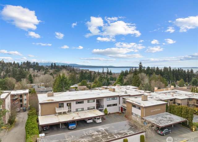 Property at 1110 5th Ave S #204, Edmonds, WA 98020, 2 beds, 1 bath