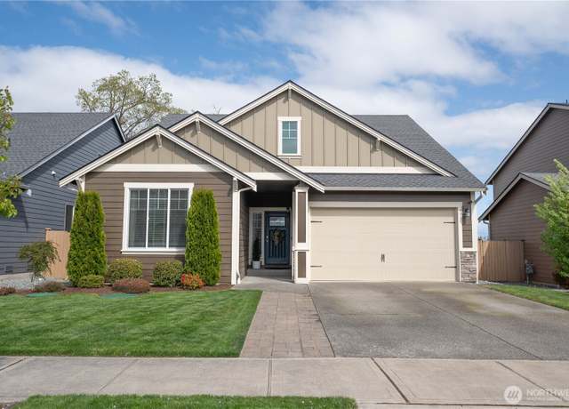 Property at 9945 Jensen Dr SE, Yelm, WA 98597, 4 beds, 3 baths