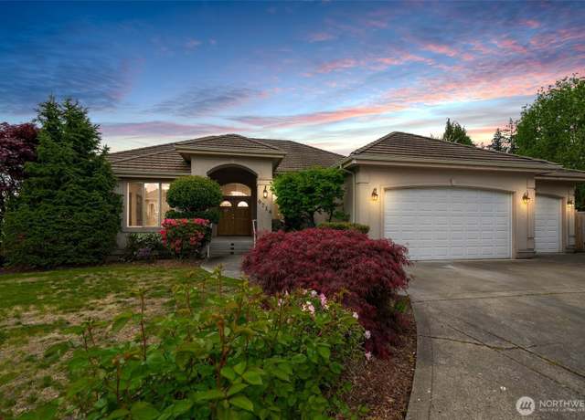 Property at 6714 89th Street Ct E, Puyallup, WA 98371, 4 beds, 3.5 baths
