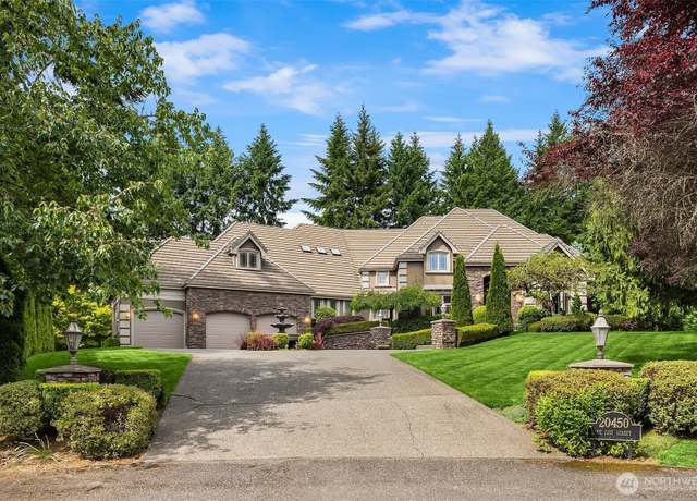 Property at 20450 NE 71st St, Redmond, WA 98053, 4 beds, 4.5 baths
