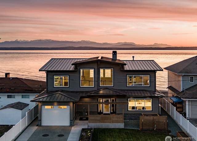Property at 3786 Oceanside Dr, Greenbank, WA 98253, 3 beds, 2.5 baths
