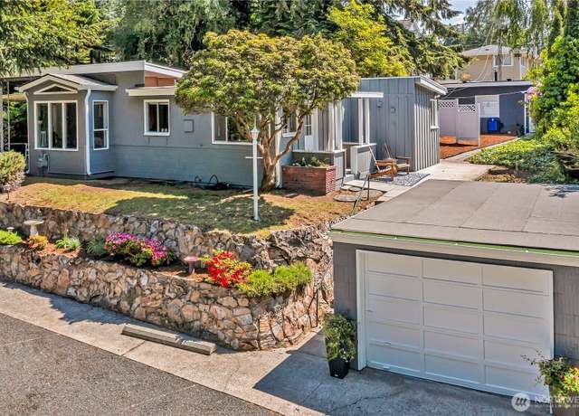 Property at 9024 29th St W, University Place, WA 98466, 2 beds, 2 baths