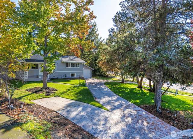 Property at 1106 Starling St, Steilacoom, WA 98388, 3 beds, 3 baths