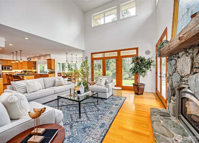 Property at 11150 Fairmont Ln NE, Bainbridge Island, WA 98110, 4 beds, 3.5 baths