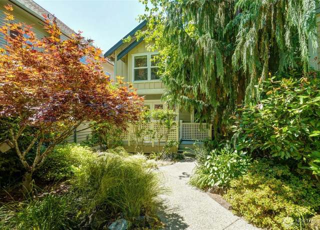 Property at 917 18th Ave Unit C, Seattle, WA 98122, 2 beds, 3 baths