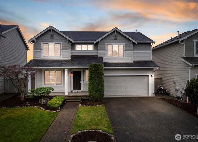 Property at 18028 121st St E, Bonney Lake, WA 98391, 4 beds, 2.5 baths