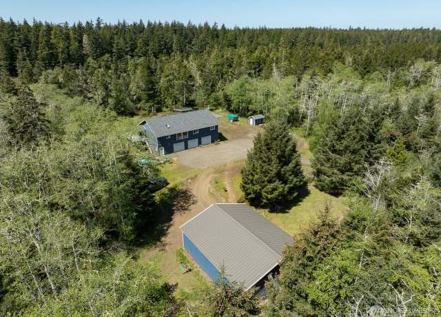 Property at 17107 Mill Ln, Long Beach, WA 98631, 3 beds, 3 baths