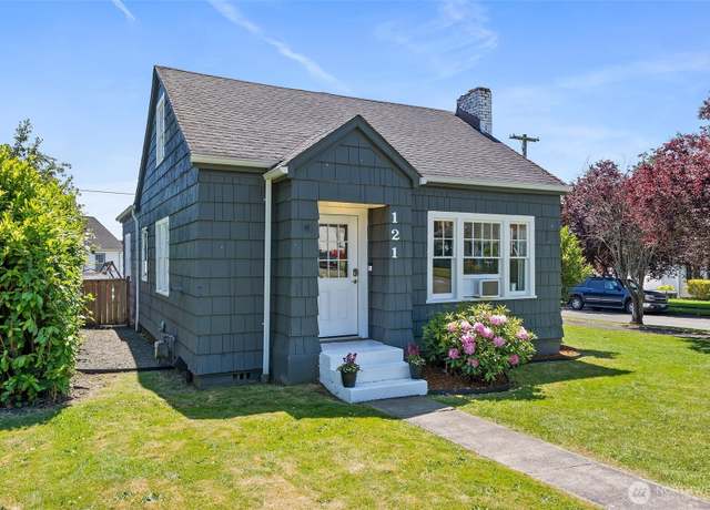 Property at 121 SW Alfred Ave, Chehalis, WA 98532, 4 beds, 1.5 baths