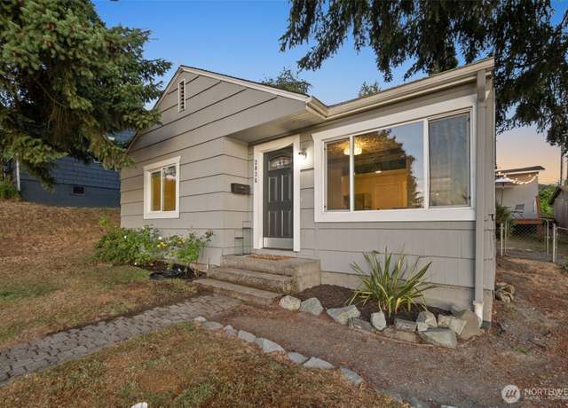 Property at 2036 E Morton St, Tacoma, WA 98404, 2 beds, 1 bath