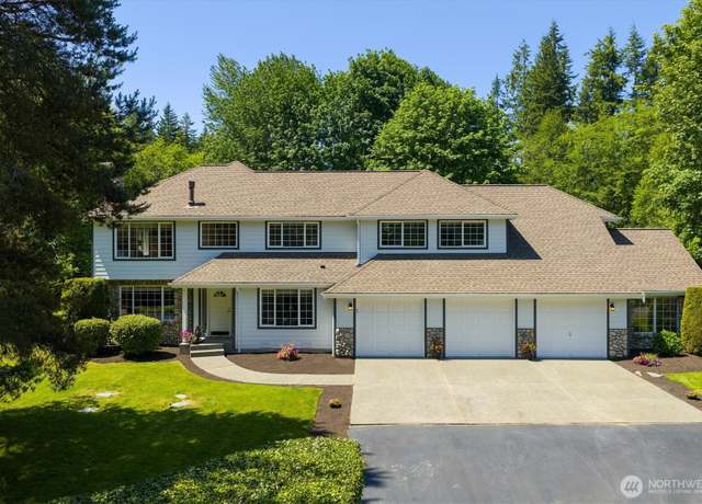 Property at 8329 200th St SE, Snohomish, WA 98296, 4 beds, 2.5 baths