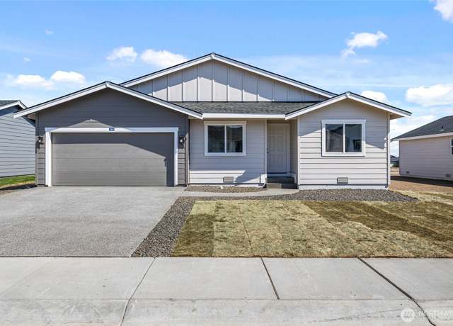 Property at 608 N Oak St, Tieton, WA 98947, 4 beds, 2 baths
