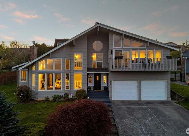 Property at 2468 Heights Dr, Ferndale, WA 98248, 3 beds, 2 baths