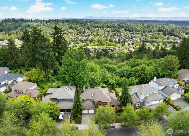 Property at 15102 93rd Pl NE, Bothell, WA 98011, 5 beds, 2.5 baths
