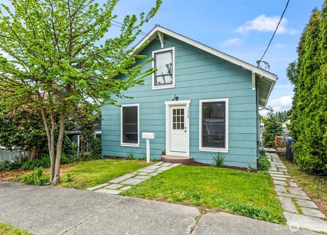 Property at 1538 7th St, Bremerton, WA 98337, 3 beds, 2.5 baths