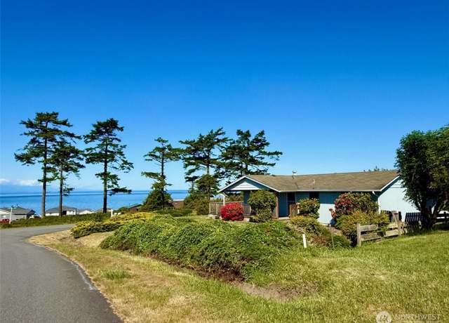 Property at 716 La Fiesta St, Coupeville, WA 98239, 2 beds, 1 bath