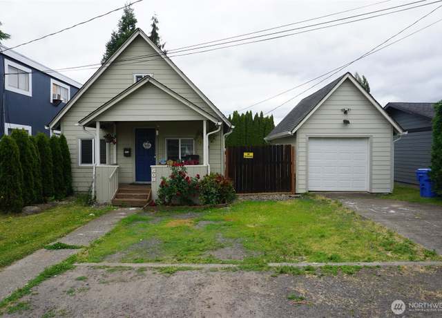 Property at 608 S 6th Ave, Kelso, WA 98626, 2 beds, 1 bath
