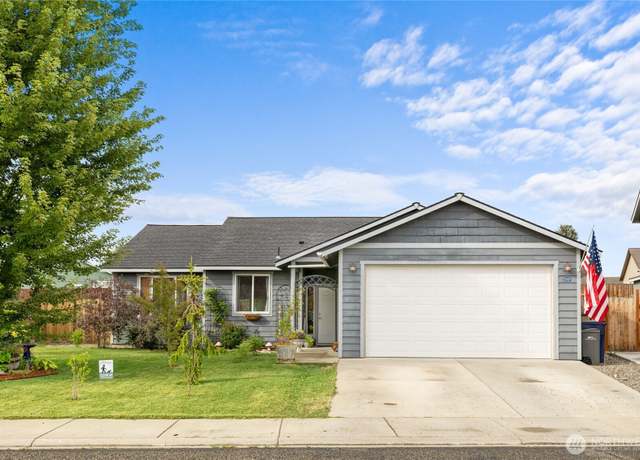 Property at 2005 W Peakview Dr, Ellensburg, WA 98926, 3 beds, 2 baths