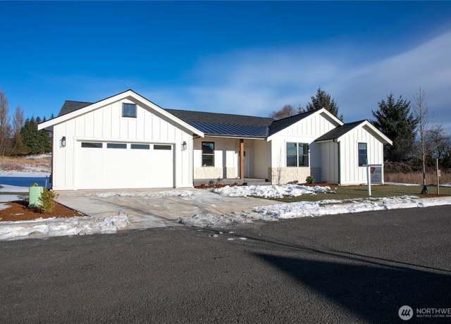 Property at 2039 Steelhead Way, Lynden, WA 98264, 4 beds, 2 baths