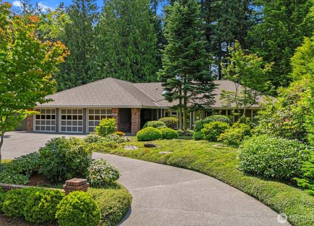 Property at 439 NW 162nd St, Shoreline, WA 98177, 4 beds, 2.5 baths