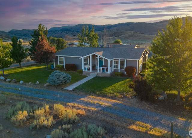 Property at 111 Johnson Creek Rd, Omak, WA 98841, 3 beds, 2.5 baths