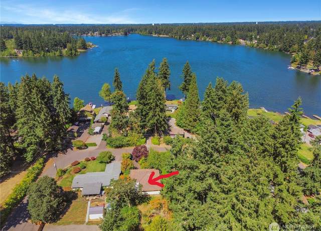 Property at 916 173rd St S, Spanaway, WA 98387, 3 beds, 1.5 baths