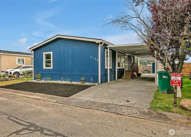 Property at 2150 Oak Ave, Enumclaw, WA 98022, 3 beds, 2 baths