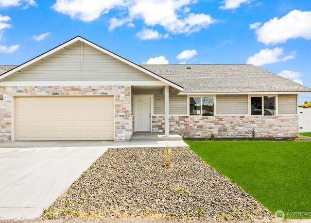 Property at 8001 Westbrook Ave, Yakima, WA 98908, 3 beds, 2 baths