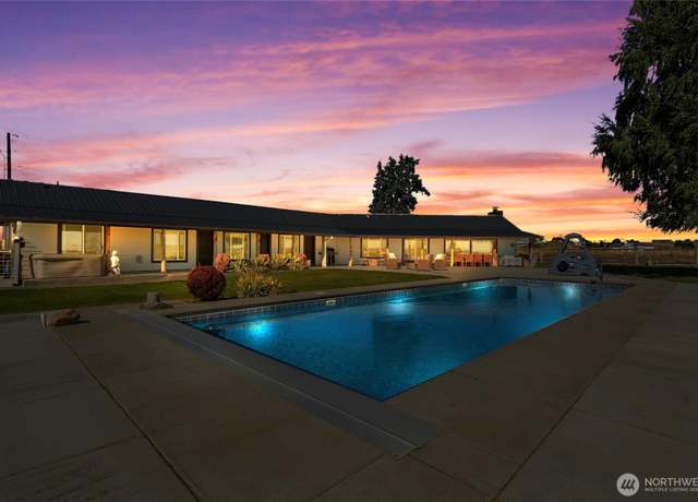 Property at 8708 Road K Rd NE, Moses Lake, WA 98837, 4 beds, 2 baths