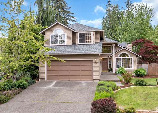 Property at 13727 NE 93rd Ct, Redmond, WA 98052, 4 beds, 2.5 baths
