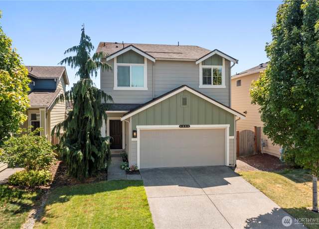 Property at 11608 189th St E, Puyallup, WA 98374, 4 beds, 2.5 baths
