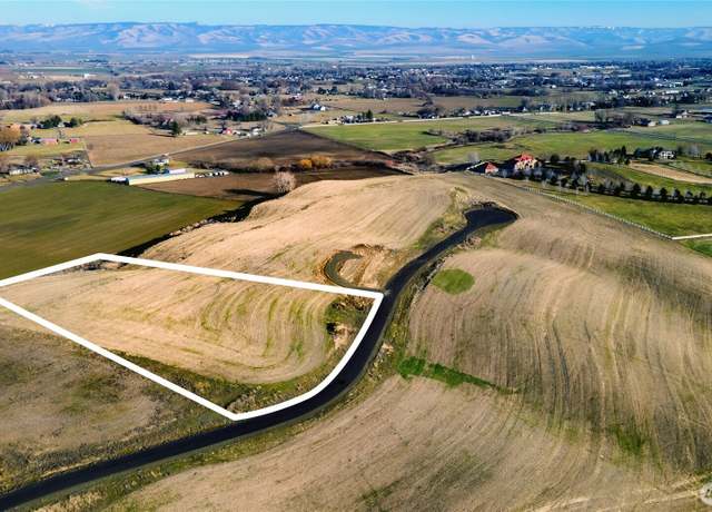 Property at 5 Ledgestone Dr, Walla Walla, WA 99362
