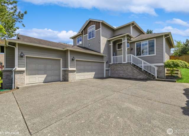 Property at 11318 36th St NE, Lake Stevens, WA 98258, 3 beds, 2.5 baths