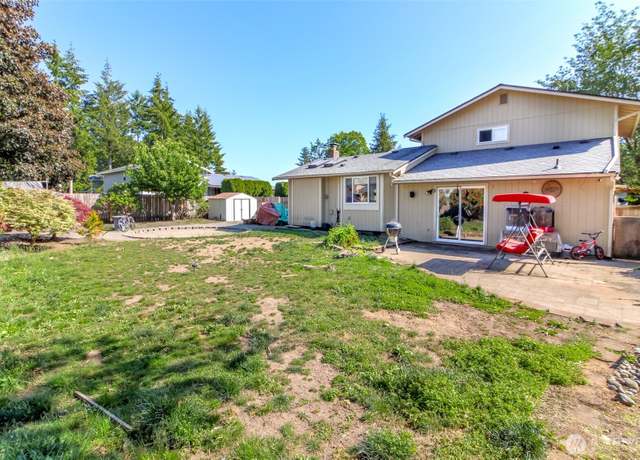 Property at 15103 Westmore Dr E, Puyallup, WA 98374, 3 beds, 3 baths