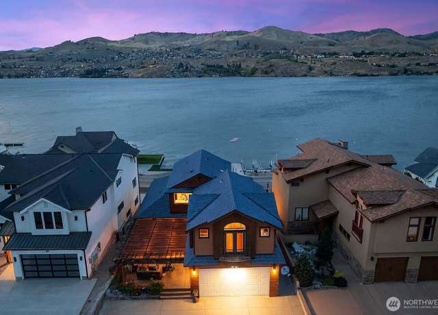 Property at 2031 W Terrace Ave, Chelan, WA 98816, 5 beds, 4 baths