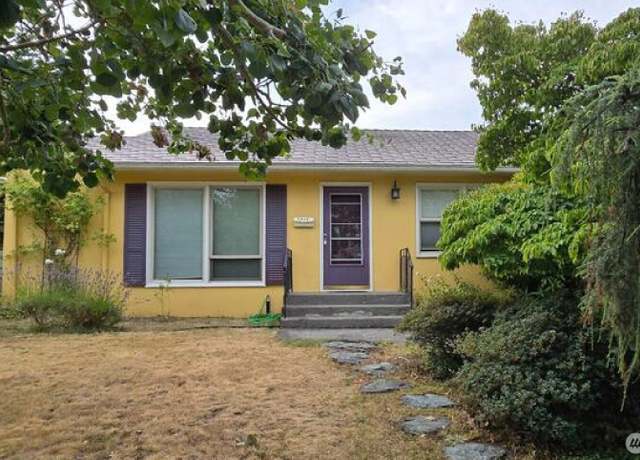 Property at 2914 Victor St, Bellingham, WA 98225, 3 beds, 2 baths