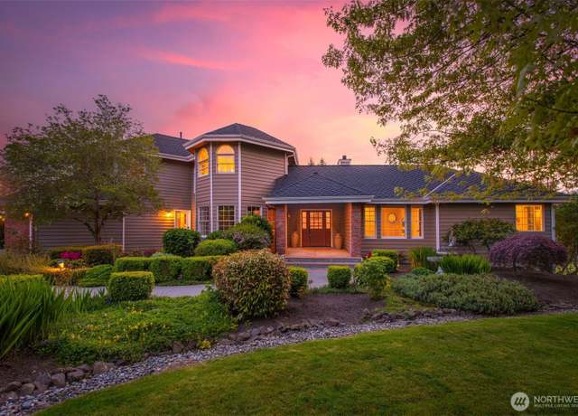 Property at 6112 76th Dr SE, Snohomish, WA 98290, 4 beds, 3.5 baths