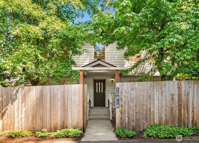Property at 12916 NE 91st Ln, Kirkland, WA 98033, 3 beds, 2.5 baths