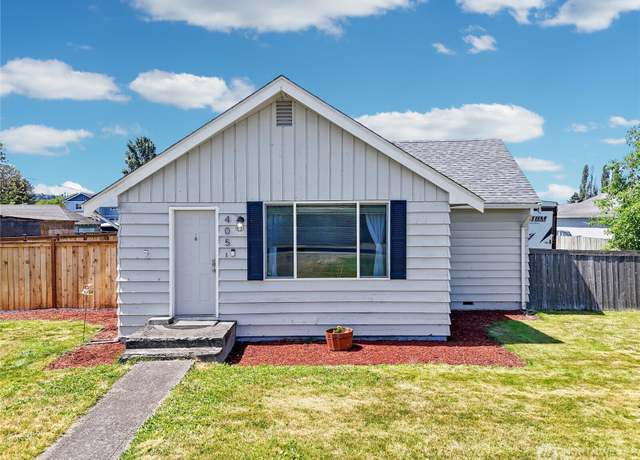 Property at 405 Calistoga St W, Orting, WA 98360, 3 beds, 1.5 baths