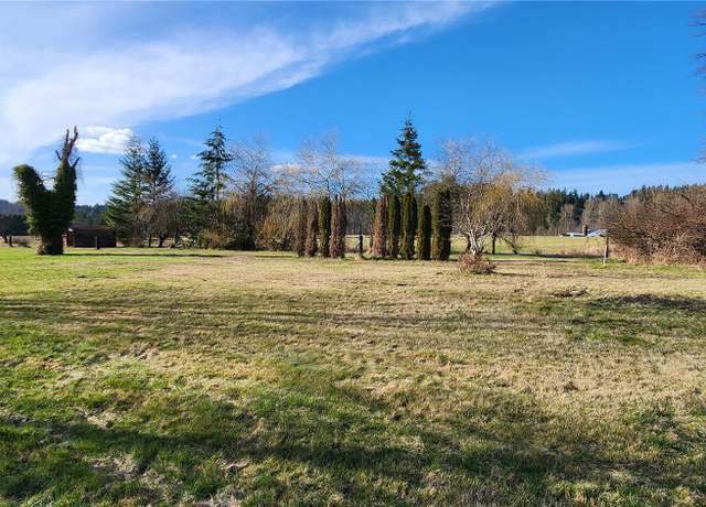 Property at 4 XX Pioneer Way E, South Prairie, WA 98385