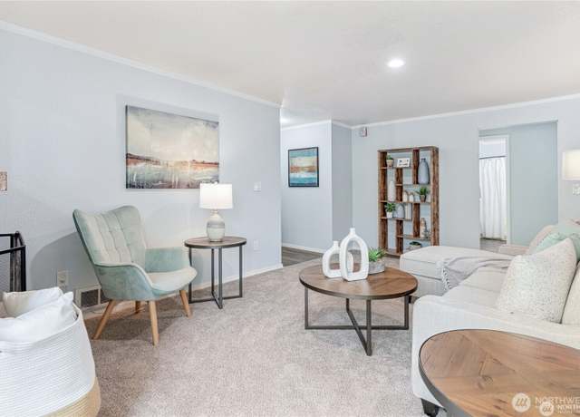 Property at 19725 76th Ave W Unit B-1, Lynnwood, WA 98036, 2 beds, 2 baths