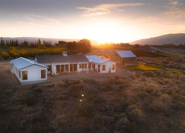 Property at 1559 Watson Rd, Naches, WA 98937, 4 beds, 3 baths