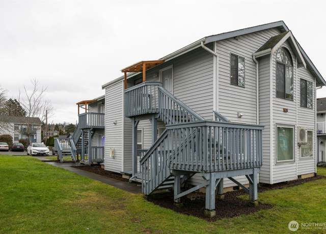 Property at 2324 Valencia St, Bellingham, WA 98229, 8 beds, 4 baths