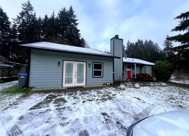 Property at 1000 Hillandale Dr E, Port Orchard, WA 98366, 3 beds, 2 baths