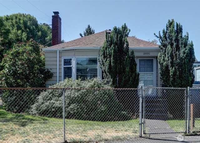 Property at 1021 S Bailey St, Seattle, WA 98108, 4 beds, 2 baths