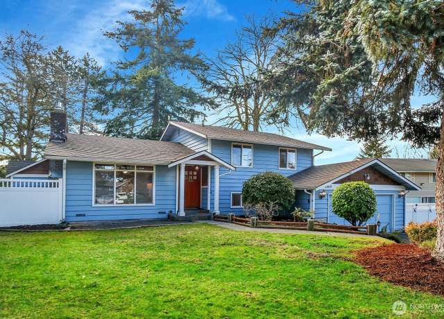 Property at 12829 NE 144th Way, Kirkland, WA 98034, 4 beds, 2.5 baths