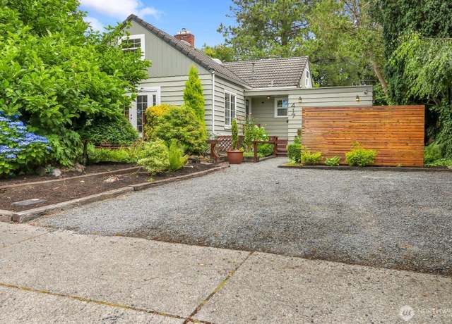 Property at 417 Avenue F Unit C, Snohomish, WA 98290, 4 beds, 2 baths
