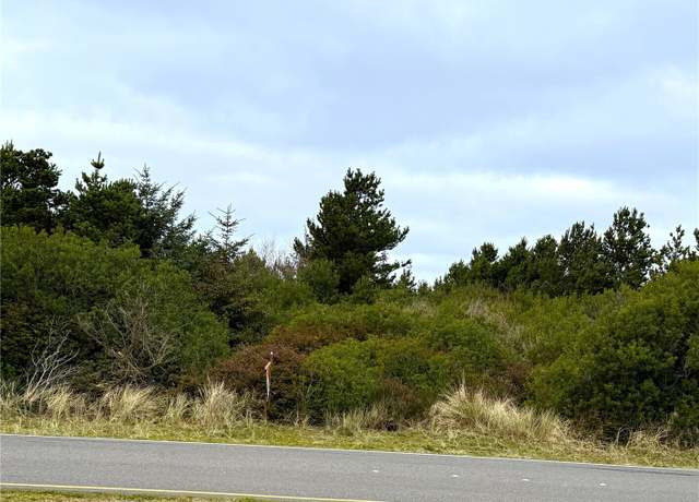 Property at 657 Ocean Shores Blvd SW, Ocean Shores, WA 98569