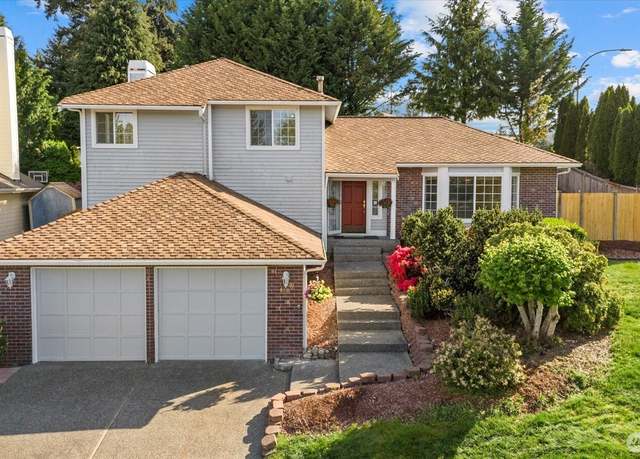 Property at 4906 NE 19th Ct, Renton, WA 98059, 4 beds, 3 baths